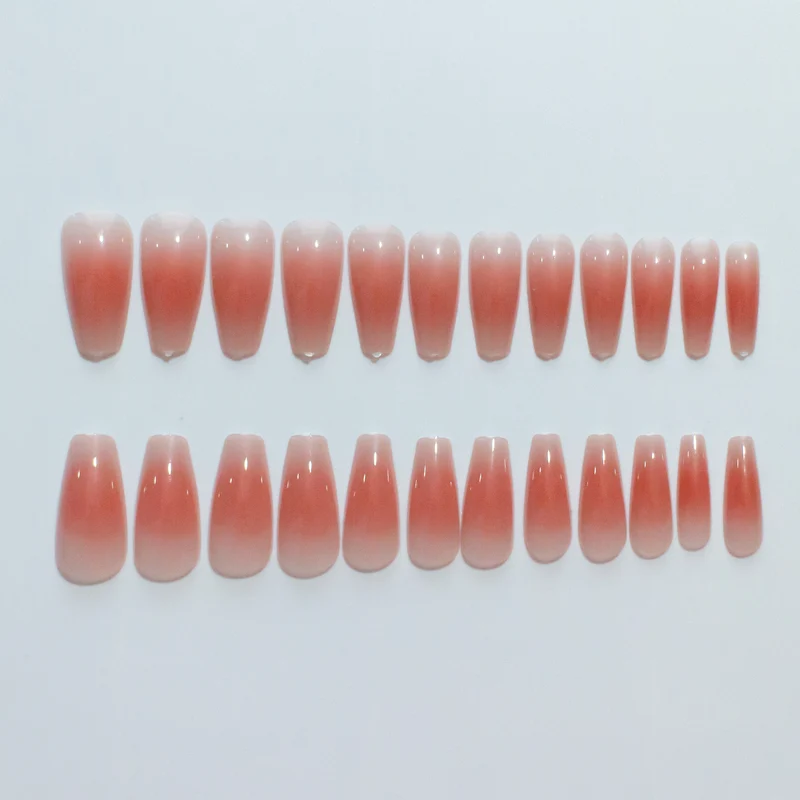 Elegante Ombre Acryl-Nagelverlängerungen