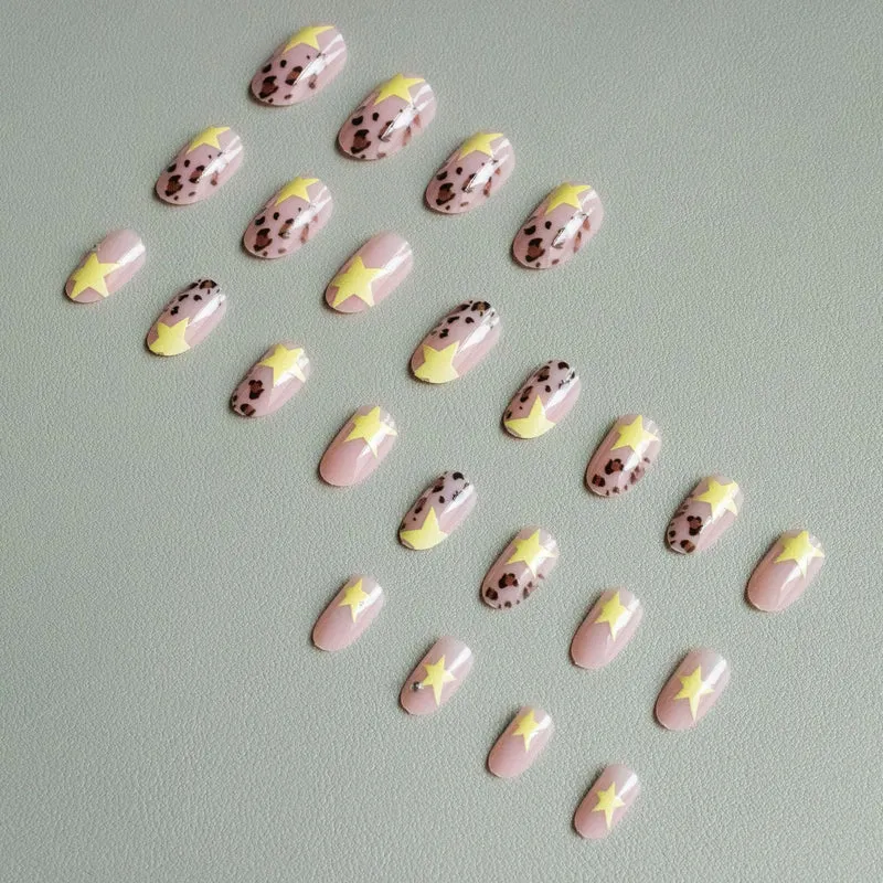 Trendy Tierdruck und Stern Nagelkunst Set