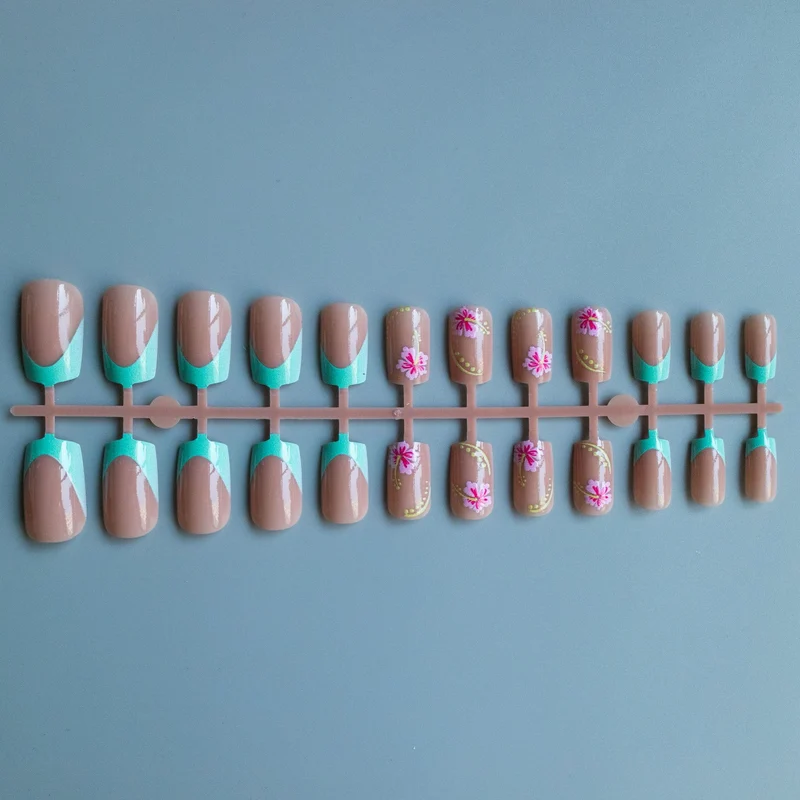 Floral Accent Acryl-Nagelkunst Set