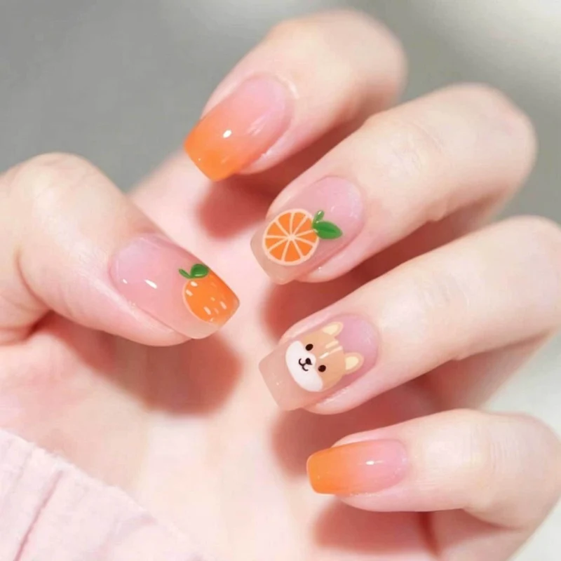 Spielerische Tier- und Obst-Nagelkunst