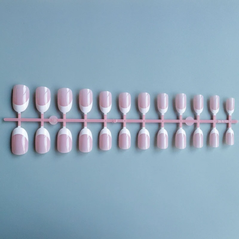 Elegantes französisches Tipp-Acryl-Nagelkunst-Set
