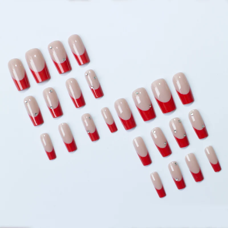 Glamouröse Acryl-Nagelverlängerungen