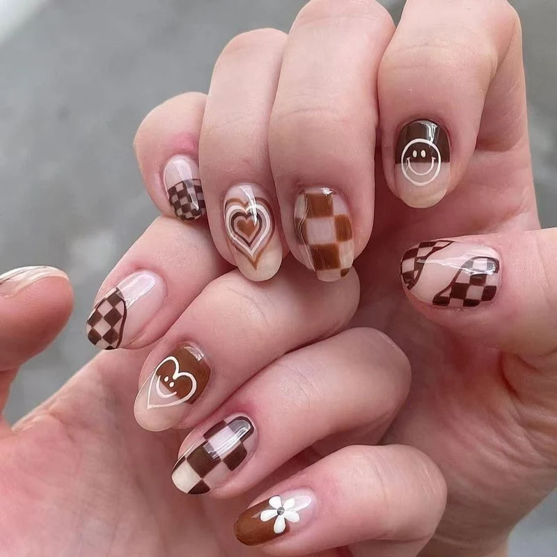 Kreatives Kunstnageldesign
