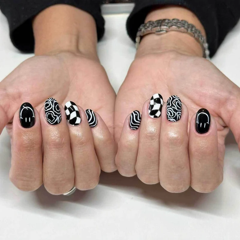 Kreatives Abstraktes Nageldesign-Set