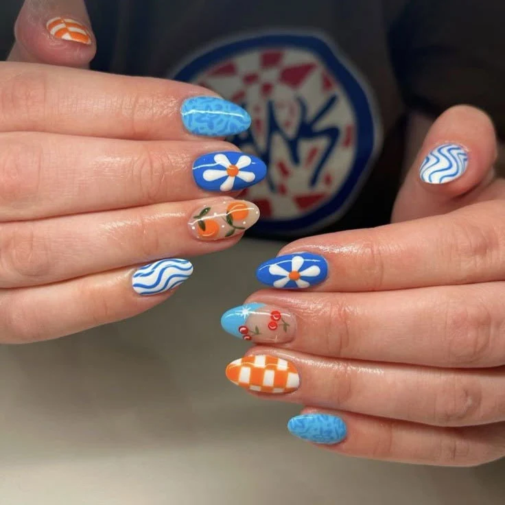 Künstlerisches Nageldesign-Kit mit saisonalen Themen