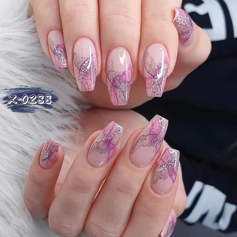 Künstlerisches Nageldesign-Set mit Marmor-Effekt