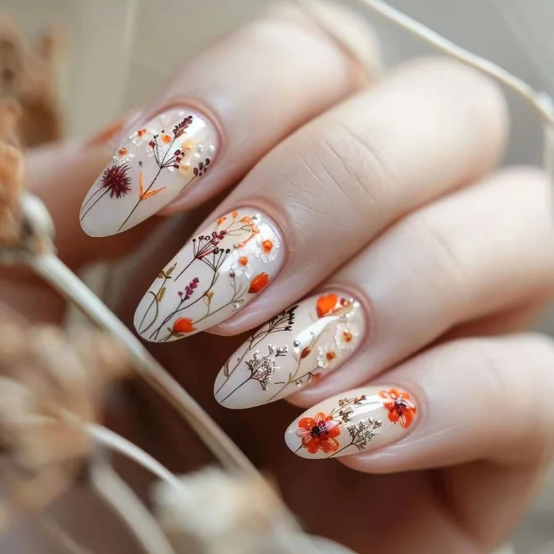 Künstlerisches Nageldesign