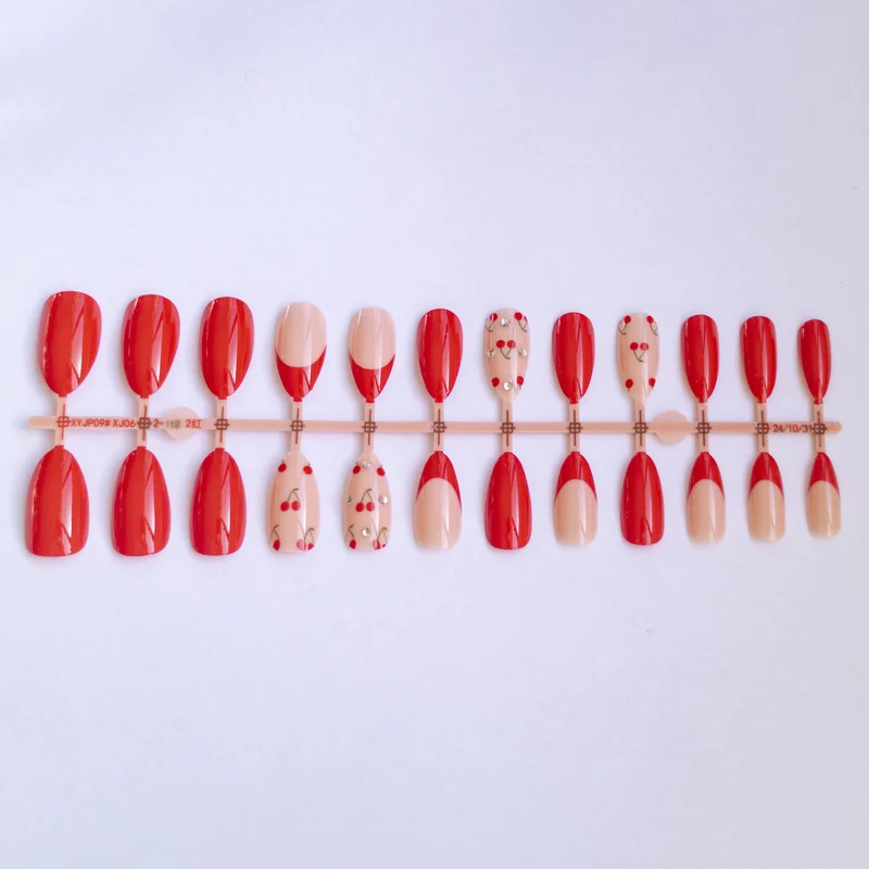 Künstlerisches Nageldesign