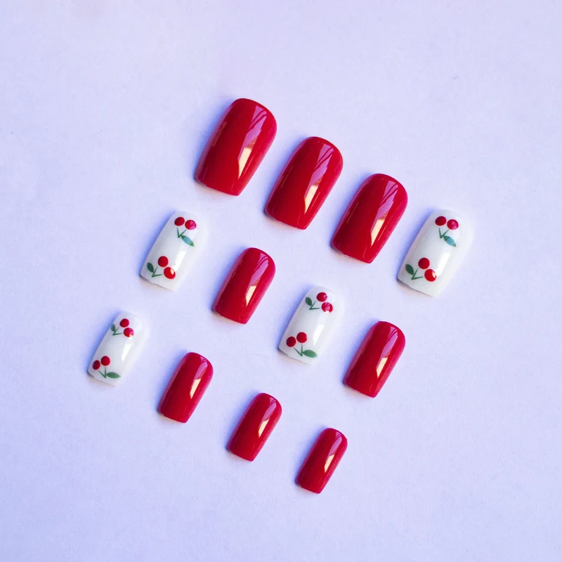 Künstlerisches Nageldesign