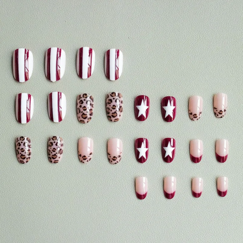 Dekoratives Künstlerisches Nagelkunst-Set