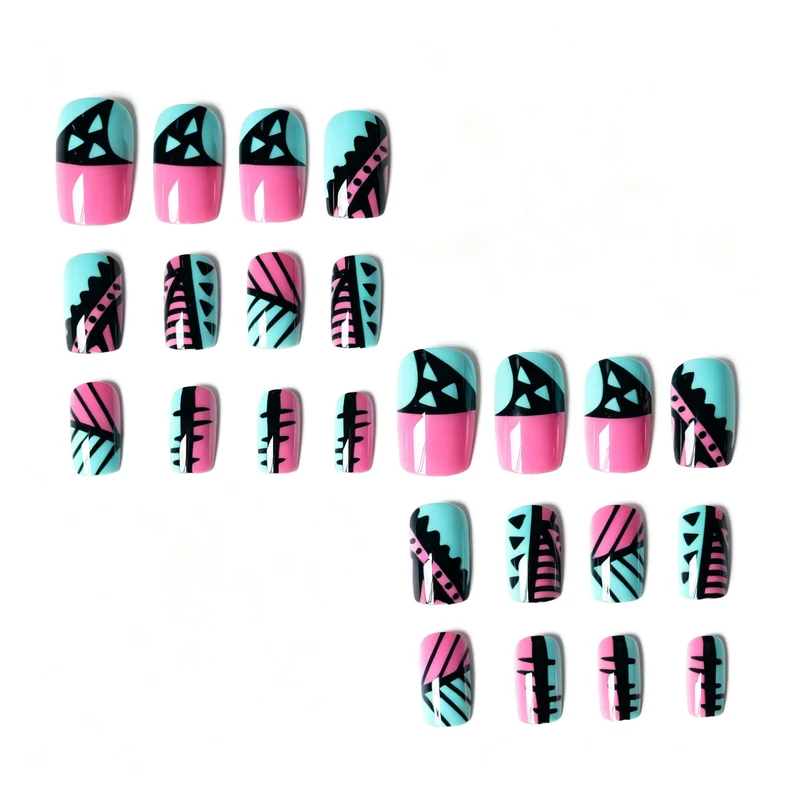 Künstlerische geometrische Nail Art