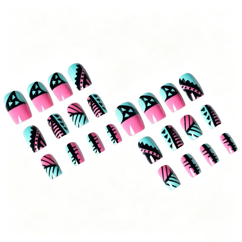 Künstlerische geometrische Nail Art