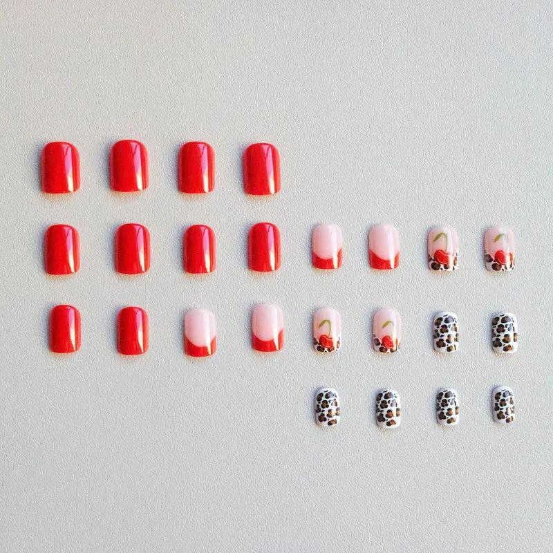 Künstlerische Nagelkunst