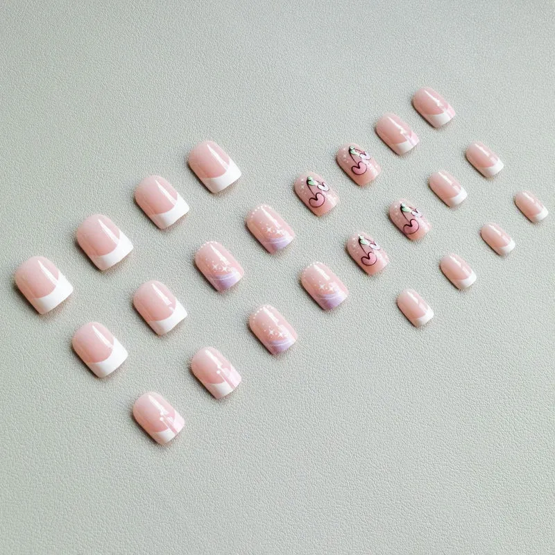 Künstlerisches Acrylnageldesign