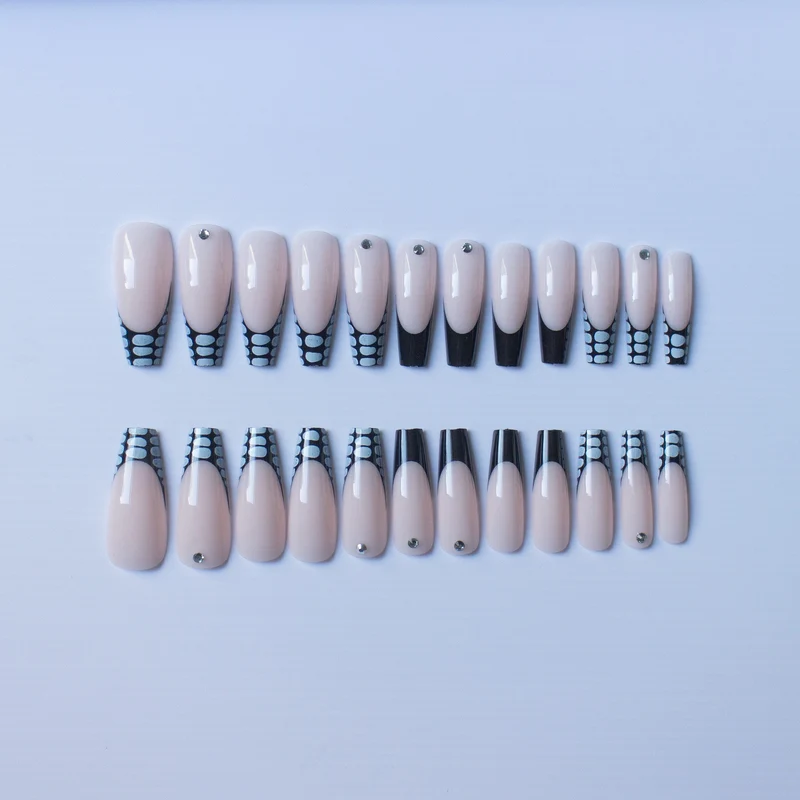 Künstlerisches Acryl-Nagelkunst-Set mit eleganten Punktdesigns