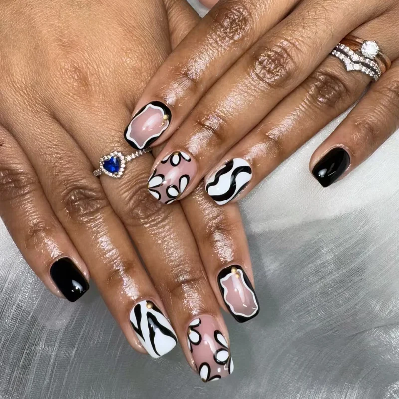 Künstlerisches Abstraktes Nagelkunstset 1790958005