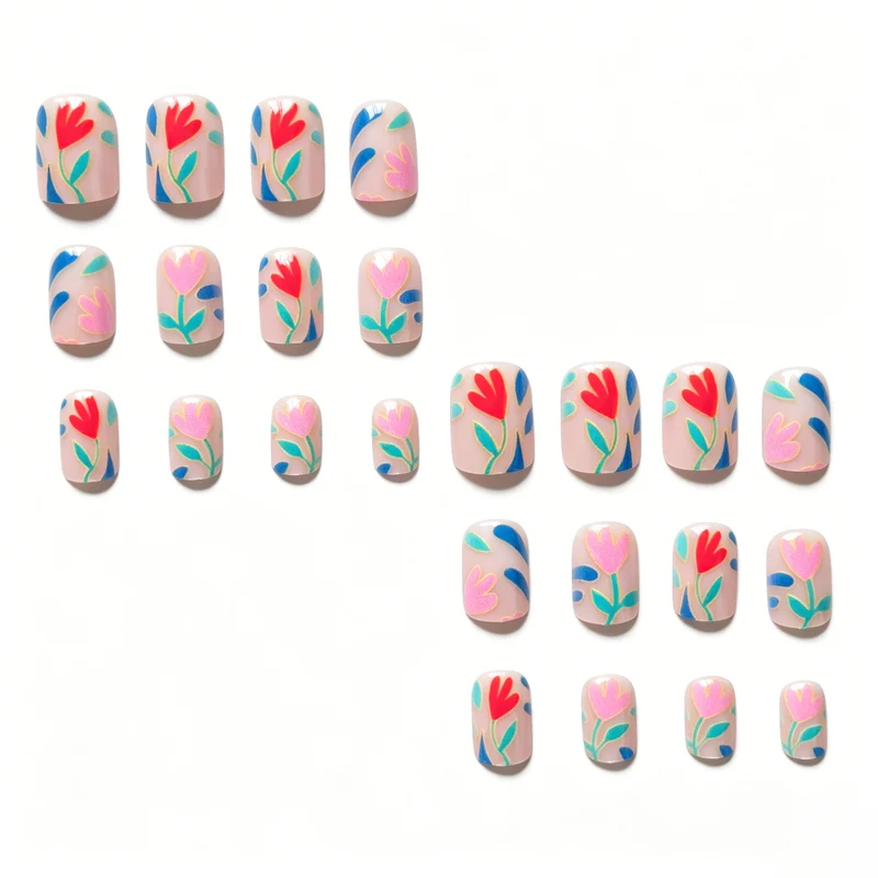Künstlerisches Floral-Nageldesign