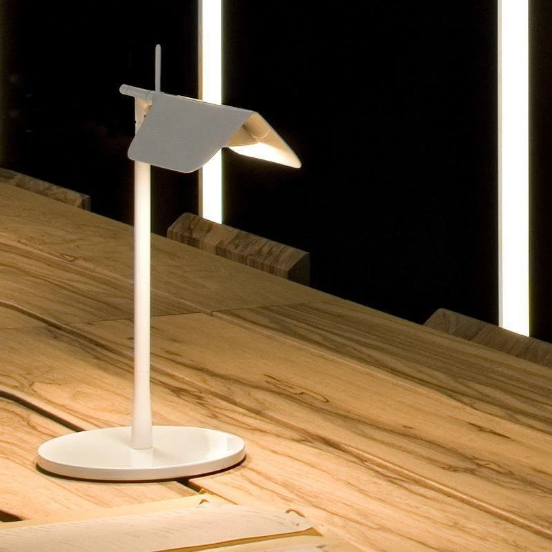 Moderne Schreibtischlampe