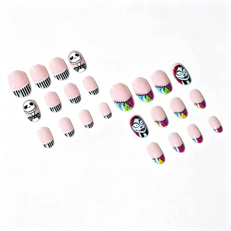 Künstlerisches von Halloween inspiriertes Nagelkunstset