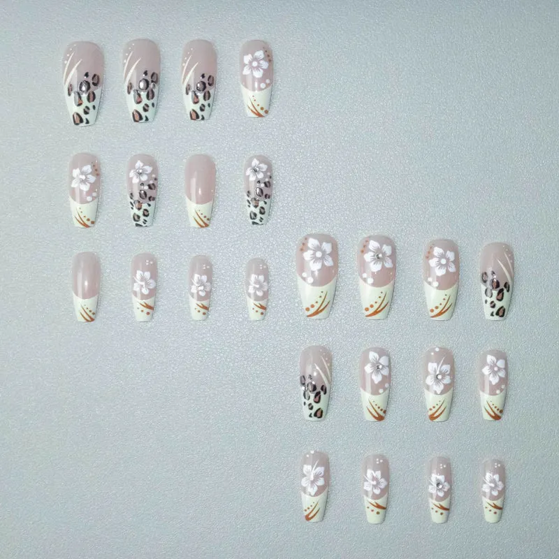 Künstlerisches Blumen- und Tiermotiv-Nagelkunst-Set