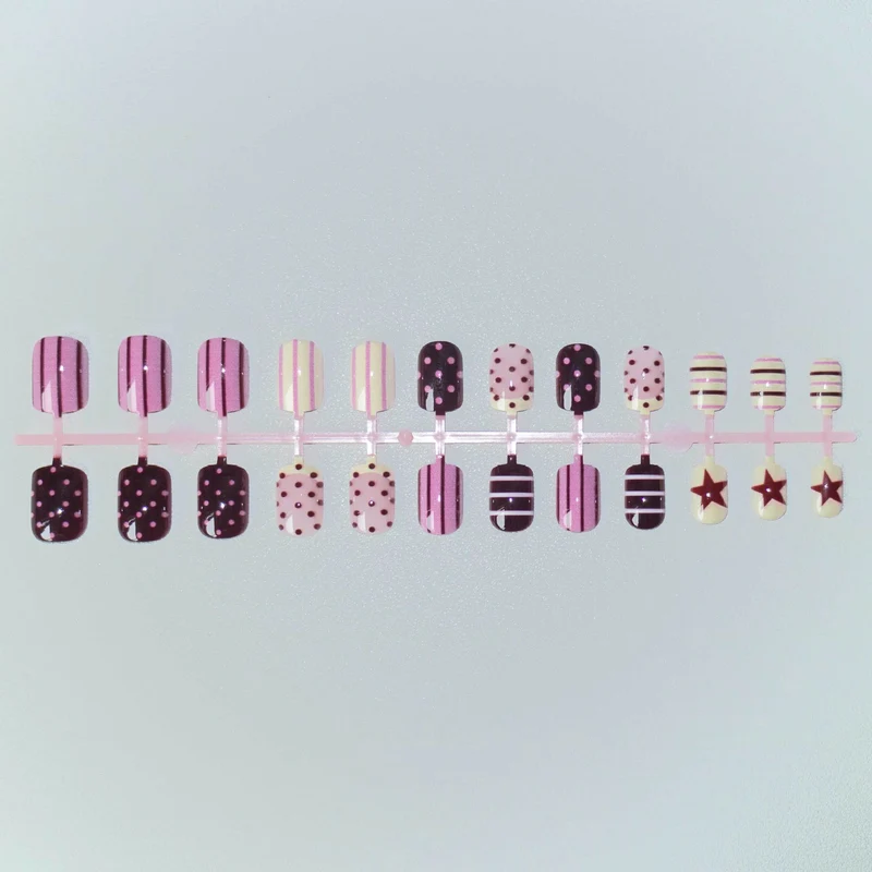 Künstlerisch von Desserts inspirierte Nagelkunst