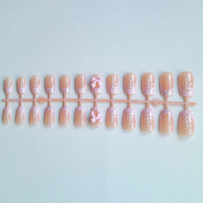 Künstlerisches zierliches florales Nageldesign-Kit