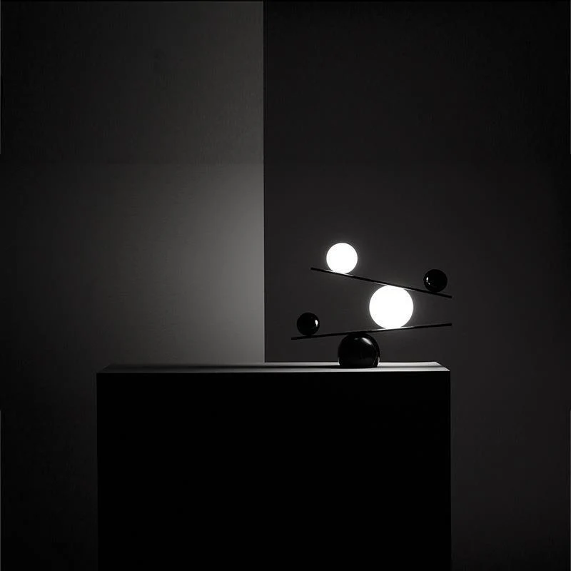 Moderne Dekorative Balance Skulptur