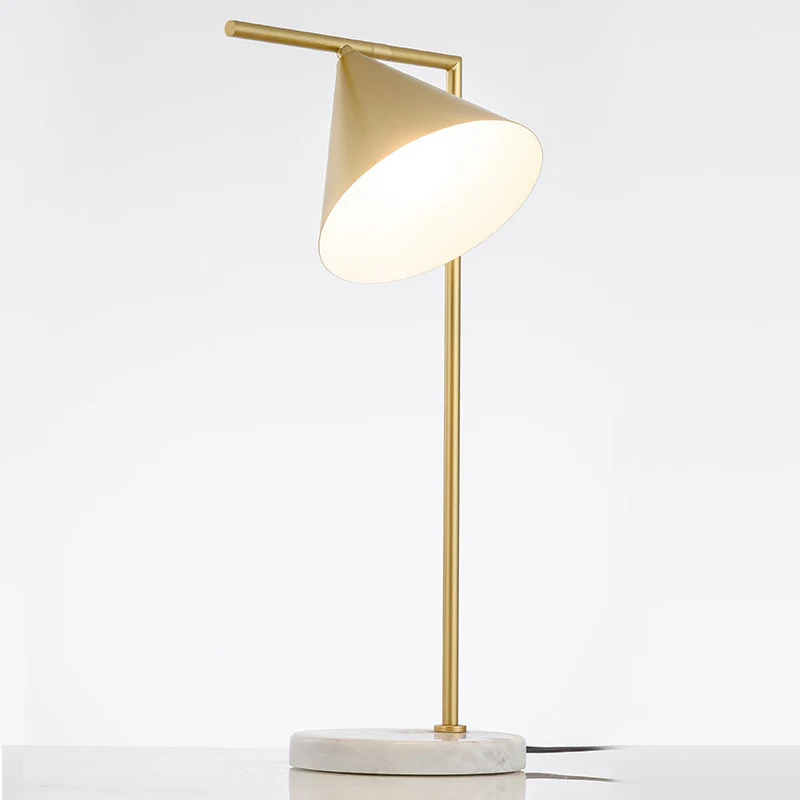 Moderne Kegel Tischlampe mit Marmorbasis