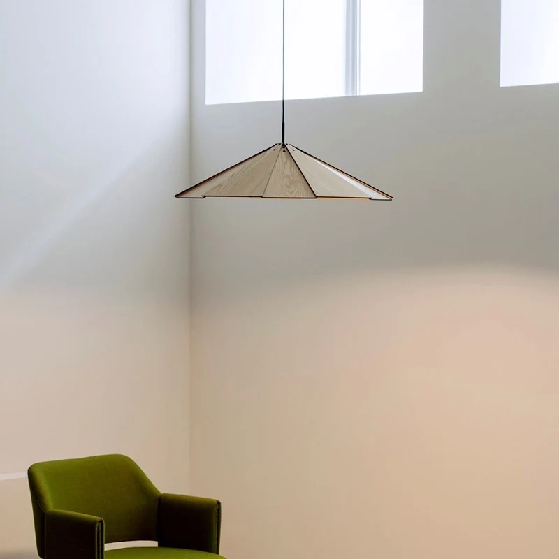 Moderne geometrische Holzhängelampe