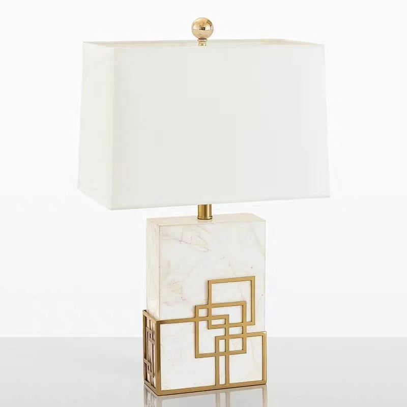 Geometrische moderne Tischlampe