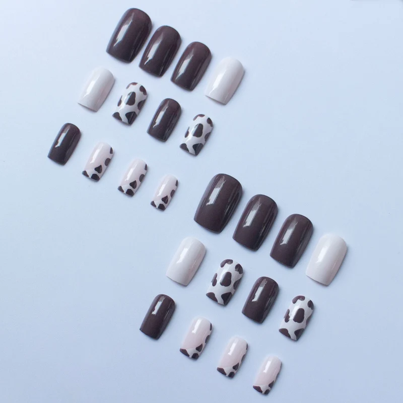 Künstlerisches Kuhflecken-Nagelkunst-Set
