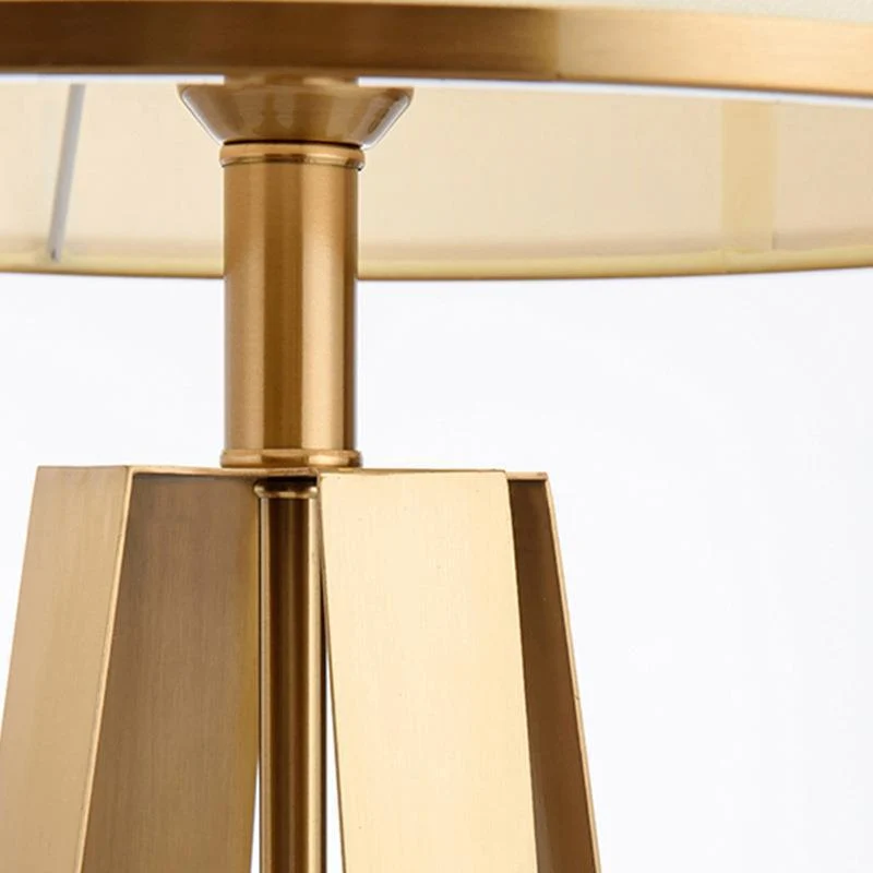 Elegante Messing Tischlampe