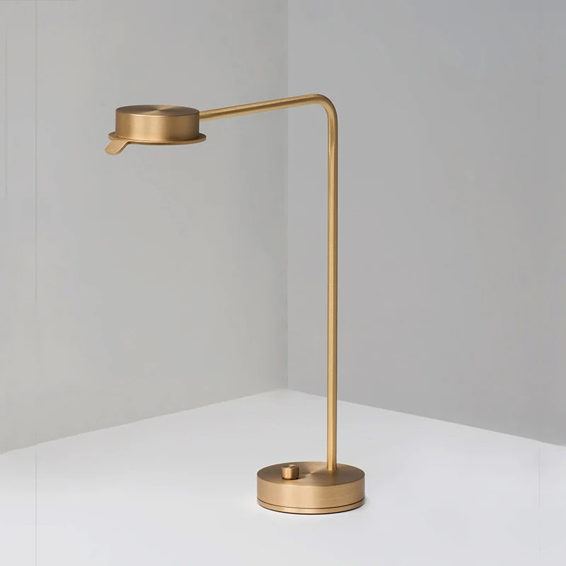 Moderne verstellbare LED-Arbeitslampe
