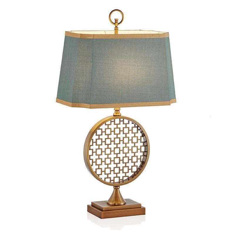Dekorative Tischlampe mit geometrischem offenen Design