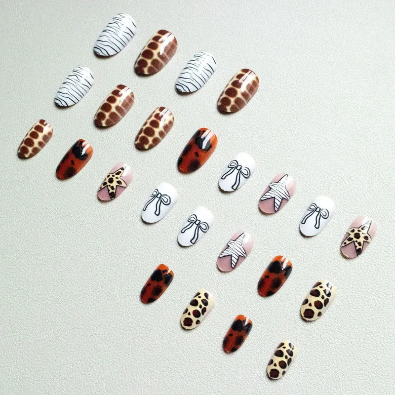 Künstlerisches Tierdruck-Nagelart-Set