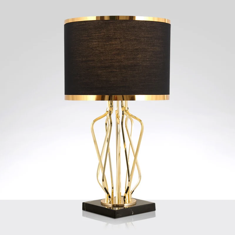 Elegante skulpturale Tischlampe