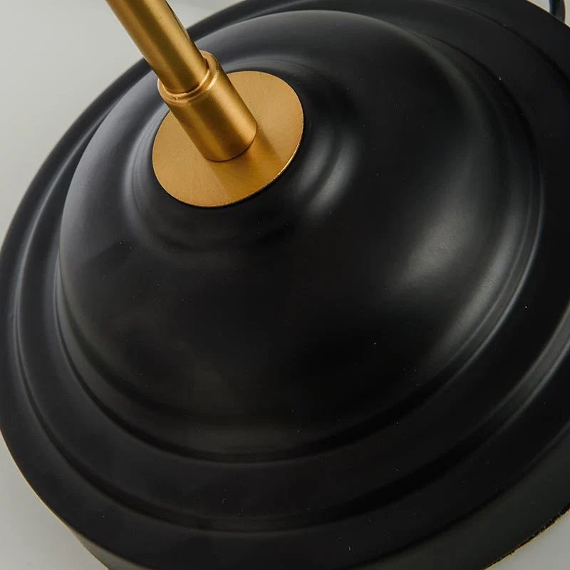 Mid-Century Modern Tischlampe mit verstellbarem Schirm