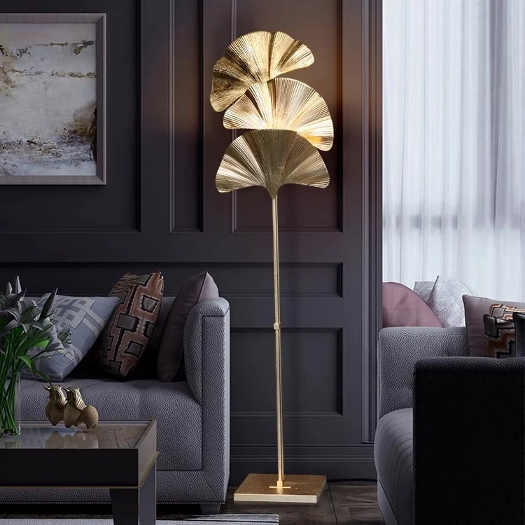 Künstlerische Tischlampe mit Ginkgo-Blatt-Design