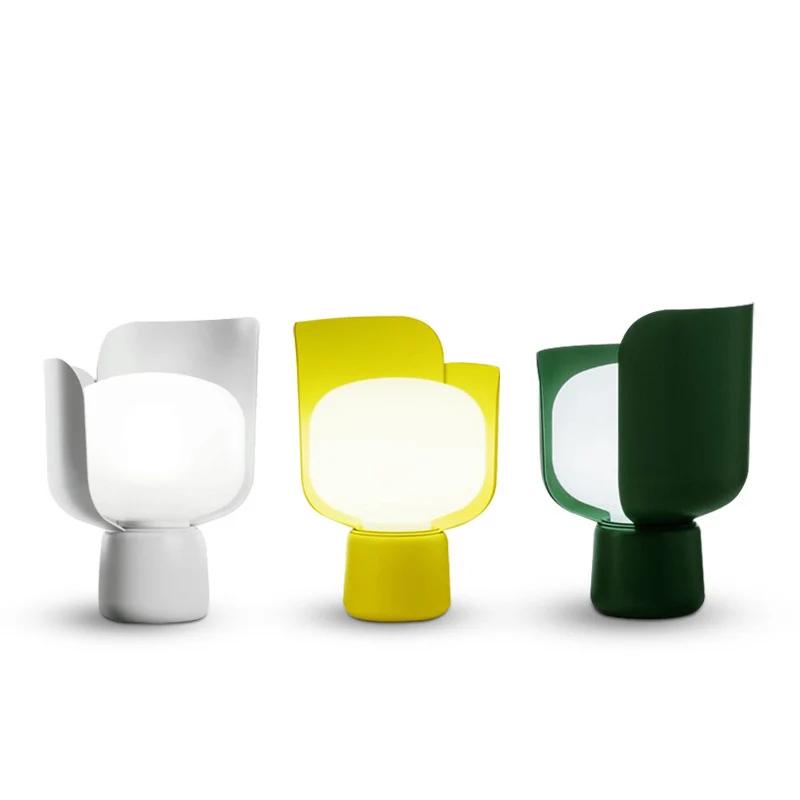 Künstlerische Tischlampe 1790878780
