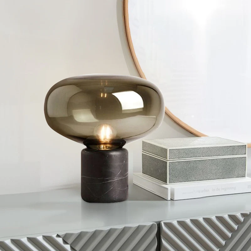 Elegante Glastischlampe mit Marmorbasis