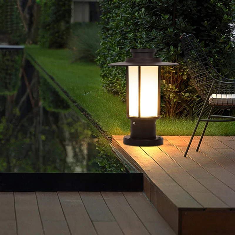 Elegante Solar-Tischlaterne für den Außenbereich