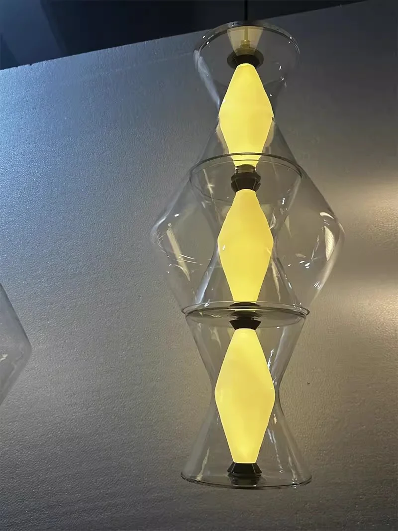 Künstlerische Glas Pendelleuchte