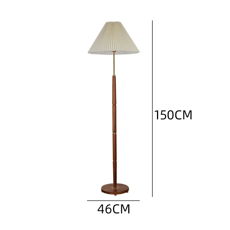 Zeitgenössische Stehlampe mit plissiertem Schirm