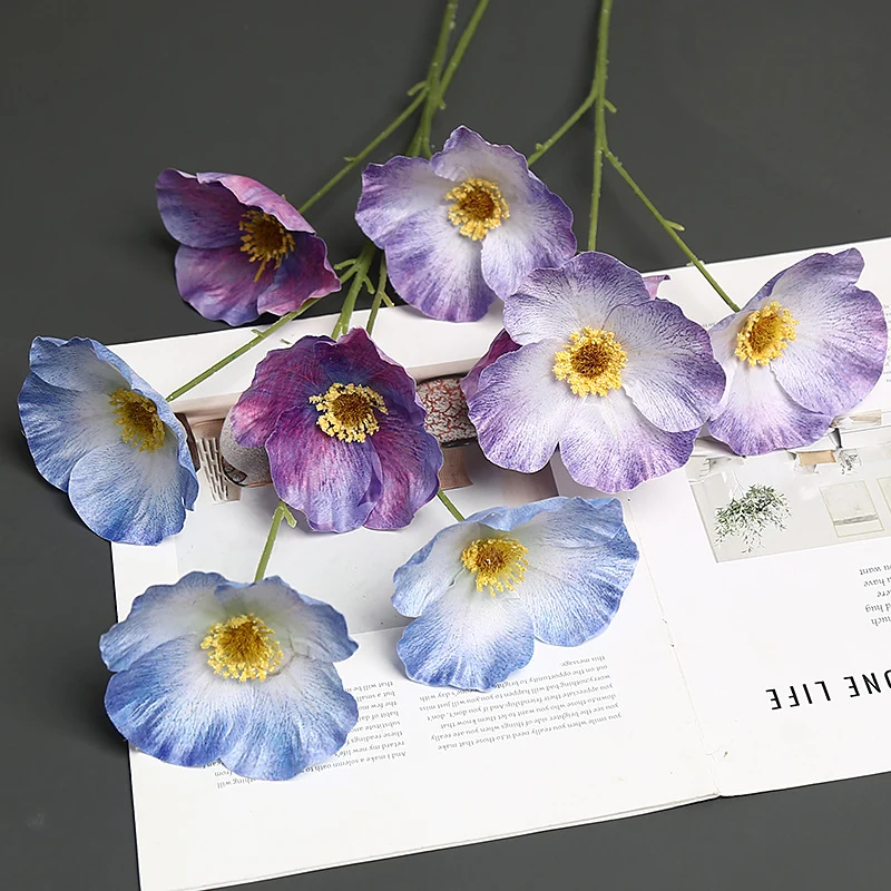 Realistische Seidenblumenstängel