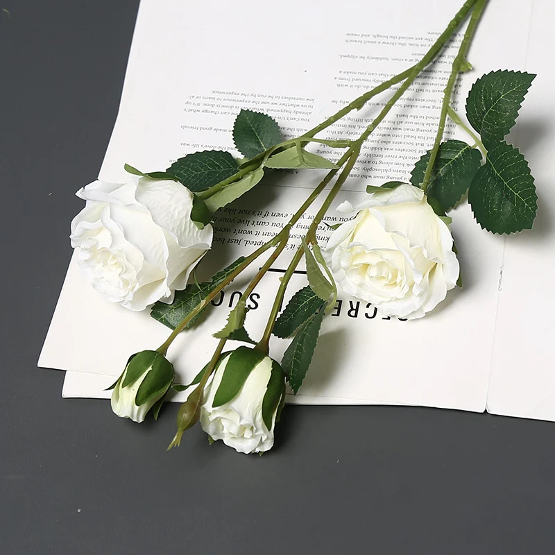 Realistischer Künstlicher Rosenstiel