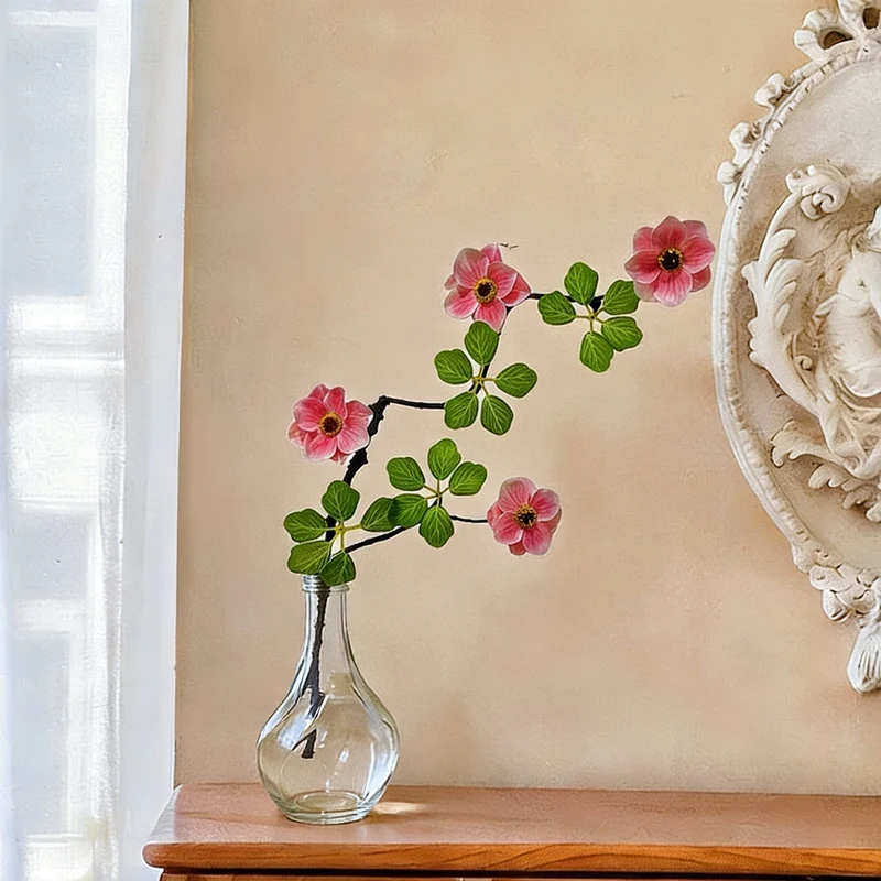 Stylische dekorative Blumenstängel