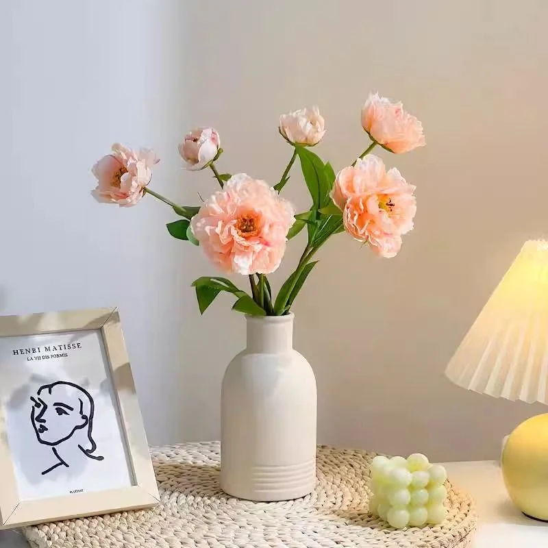 Realistische Pfingstrose Blumenstiel