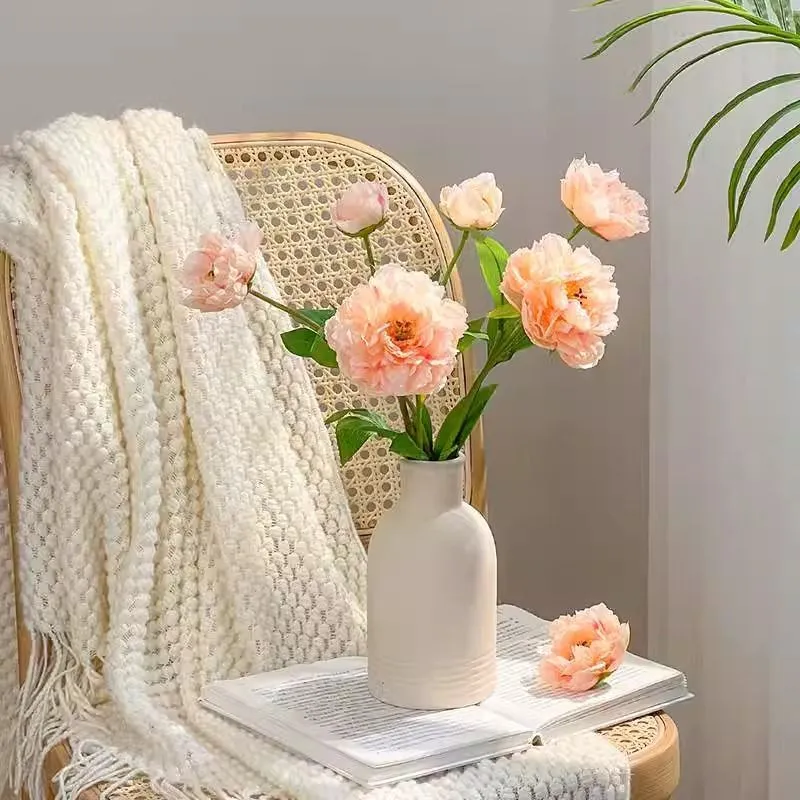 Realistische Pfingstrose Blumenstiel