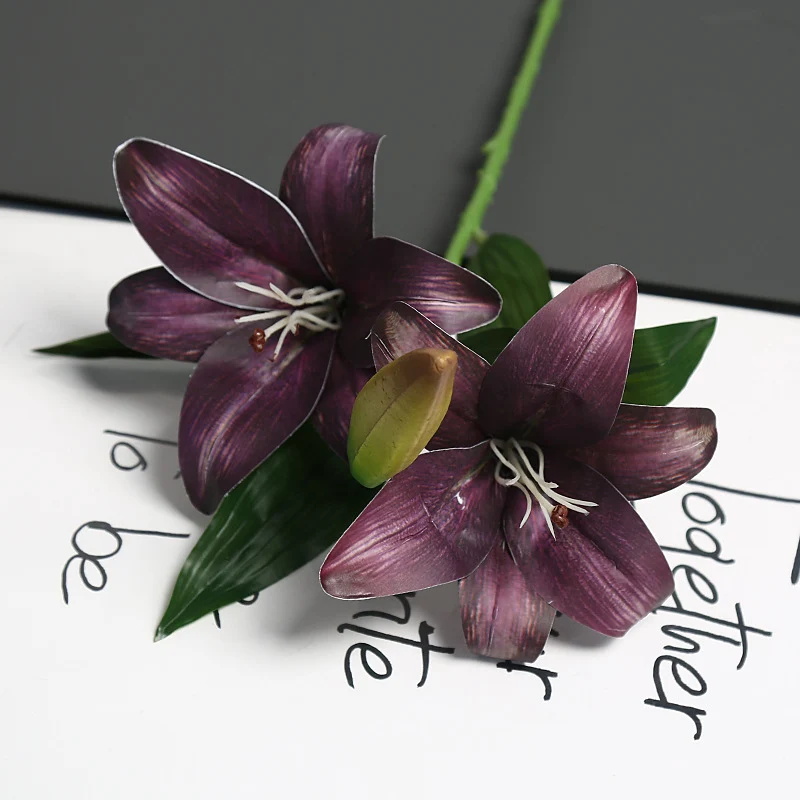 Lebensnahe Künstliche Blumenanordnung