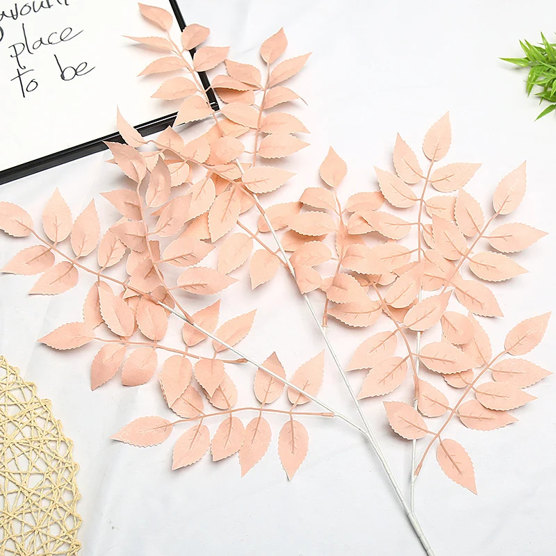 Elegante Faux-Blatt-Stamm-Anordnung